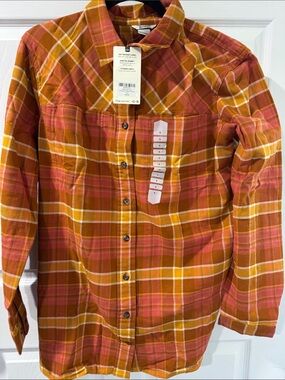 Duluth Trading Co Plaid Button-Up Tunic in Rust and Coral